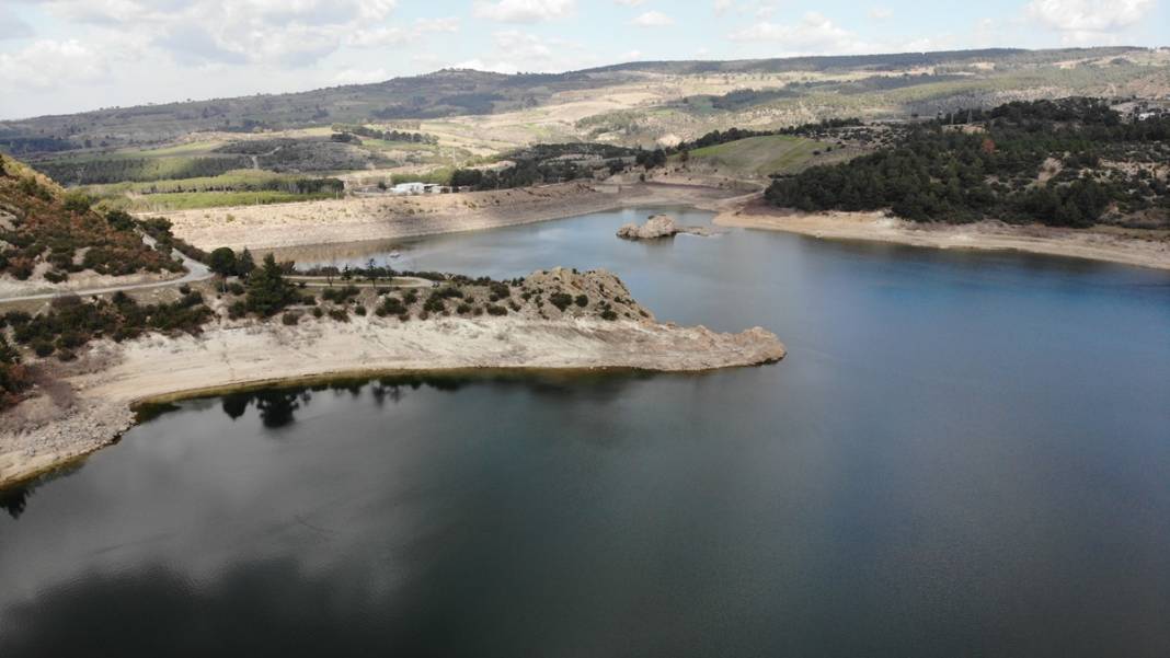 O ilde su yasağı başladı: Ağır cezası var! Barajlar boş kalınca belediye su kullanımına kısıtlama getirdi 31